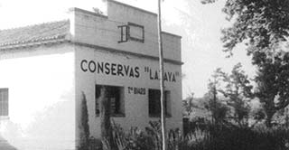 Conservas Lazaya's old factory in Calatayud, Spain. Fruit in SO2 and quality candied fruits were processed here in the past. 