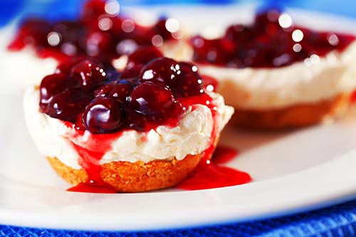 Delicious dessert made of candied fruits.